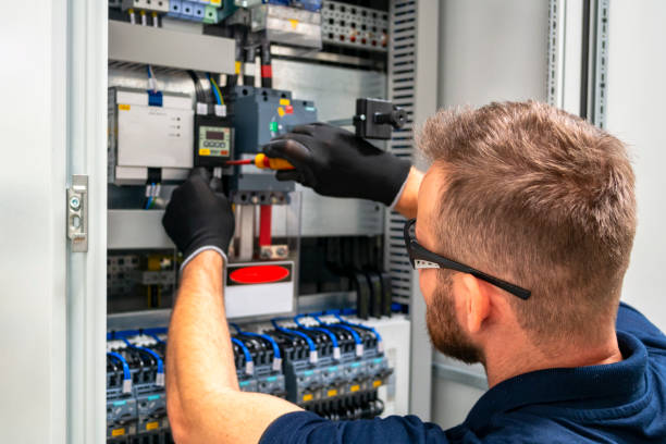 Best Affordable Emergency Electrician  in Oak Park, IL